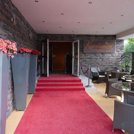 Kardamon Bed & Breakfast Zary  Bagian luar foto