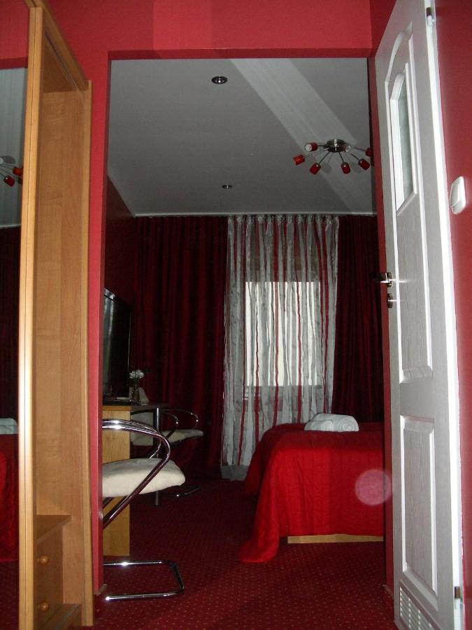 Kardamon Bed & Breakfast Zary  Ruang foto