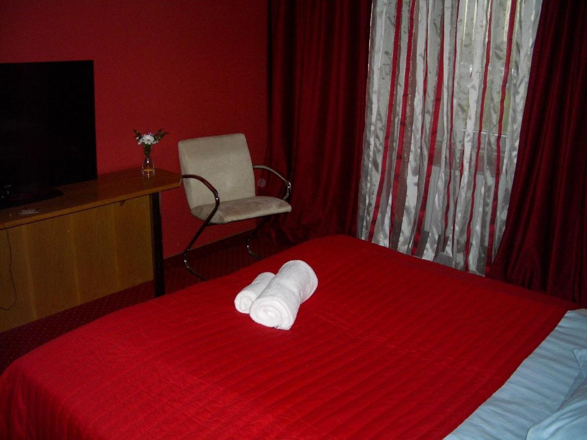 Kardamon Bed & Breakfast Zary  Ruang foto