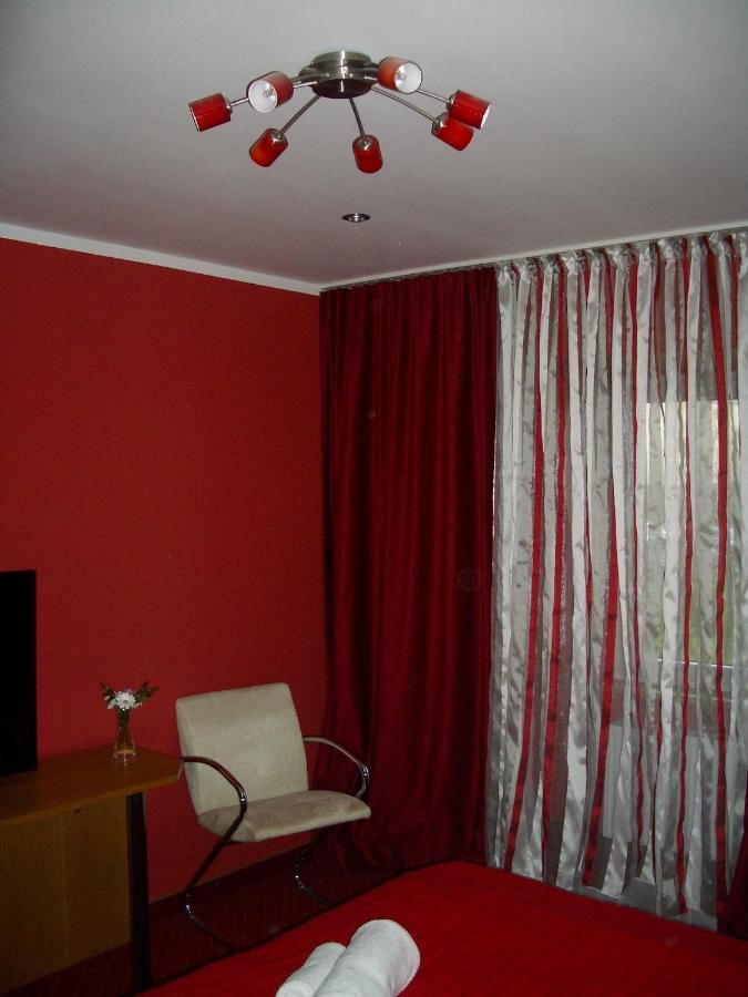 Kardamon Bed & Breakfast Zary  Ruang foto