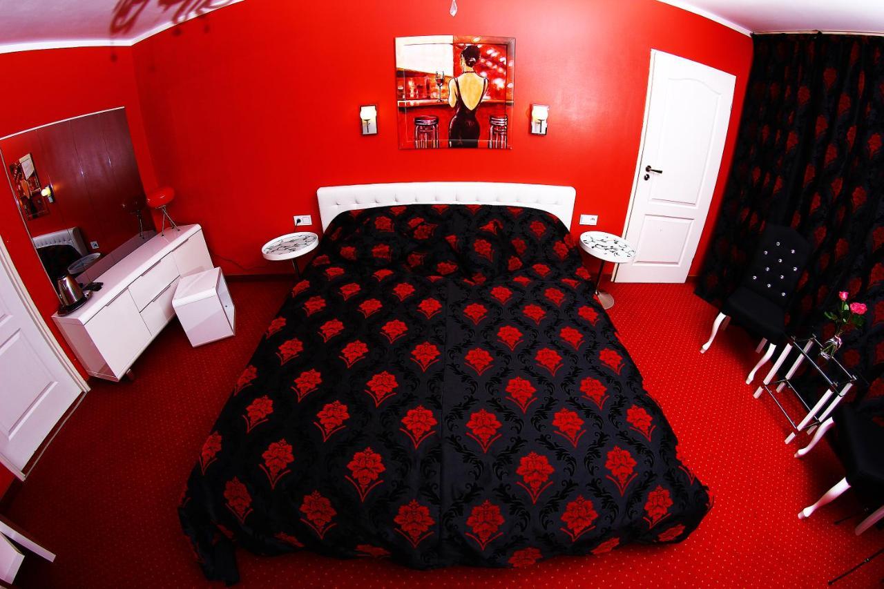Kardamon Bed & Breakfast Zary  Ruang foto